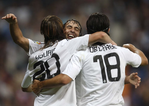 Higuain, Raul, De la Red, Real Madrid-Sporting (Marca)