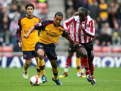 EPL: Theo Walcott - Dwight Yorke, Sunderland v Arsenal (PA)