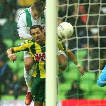 Petter Andersson vs Achmed Ammi, FC Groningen - ADO Den Haag (Foto ANP)
