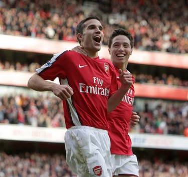 EPL: Robin Van Persie, Arsenal v Everton (PA)
