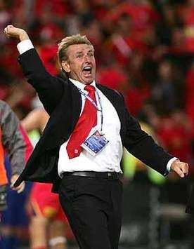 Sydney FC coach John Kosmina in full voice during an A-League clash