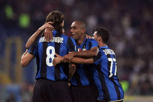 Ibrahimovic, Maicon, and Quaresma of Inter celebrate a strike against Roma (Foto Grazia Neri)