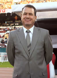 Efrain Flores- Chivas (Mexsport)
