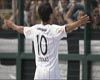 Douglas aparece no BID e pode estreiar