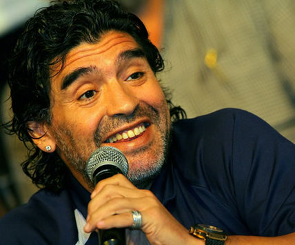 Diego Maradona - confident on the microphone (Mexsport)