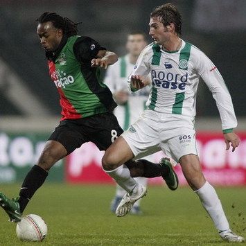 Lorenzo Davids vs Goran Lovre, NEC - FC Groningen (Foto PROSHOTS)