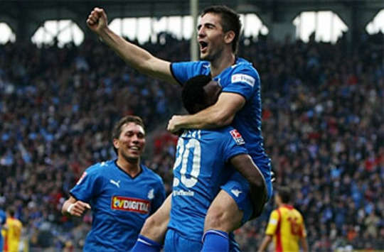 Bundesliga: 1899 Hoffenheim - Karlsruher SC, Jubel nach dem Führungstreffer durch Ibisevic (firo)
