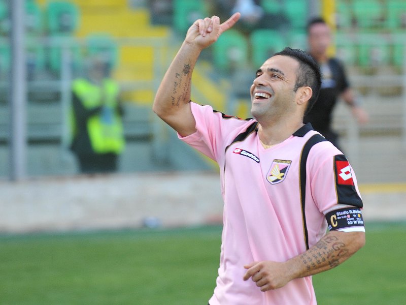 http://u.goal.com/38100/38153.jpg
