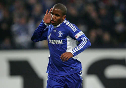 Farfan traf gegen M'gladbach vom Elfer (firo)