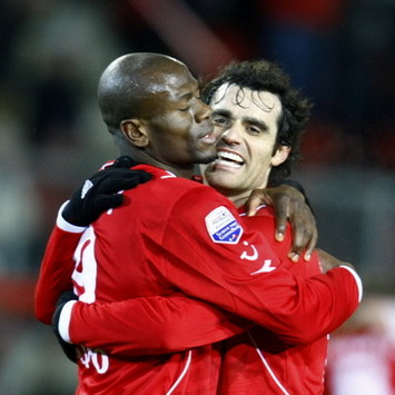 Blaise N'Kufo & Kenneth Perez, FC Twente - sc Heerenveen (Foto PROSHOTS)