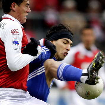 Hector Moreno vs Luis Suarez, AZ Alkmaar - Ajax (Foto ANP)