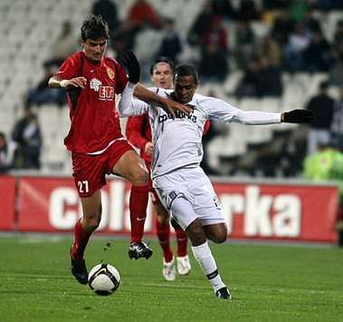 Turkcell Süper Lig: Mert Nobre (Beşiktaş) - Luca Vucko (Eskişehirspor) (bjk.com.tr)