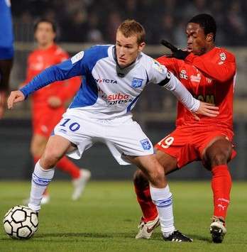 Ligue 1 : Thomas Kahlenberg (Auxerre) vs Jean-Jacques Gosso (Monaco)
