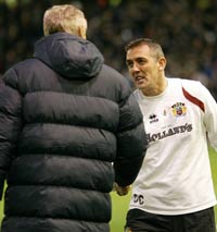 CC: Owen Coyle - Arsene Wenger, Burnley - Arsenal (PA)