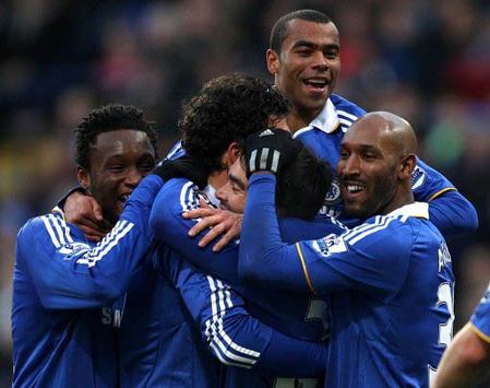 EPL: Deco, Bolton Wanderers - Chelsea (PA)