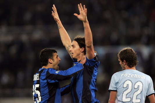 Ibrahimovic e Samuel decisivi nella vittoria dell'Inter contro la Lazio (Grazia Neri)