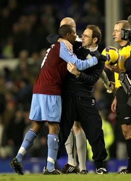 EPL: Ashley Young and  Martin O'Neill, Everton v Aston Villa (PA)