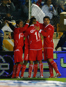 Final Apertura: Los jugadores del Toluca celebran durante la victoria sobre la Máquina del Cruz Azul (Mexsport)