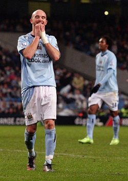 EPL: Stephen Ireland, Manchester City - Everton (PA)
