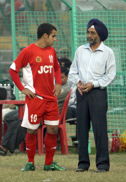 Sukhwinder Singh With Eduardo Da Silva (Mango Peel)