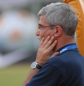 Vietnam coach Hendrique Calisto - ASEAN Football Federation - AFF Cup 2008 (thanhniennews.com)