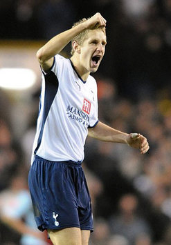CC: Michael Dawson, Tottenham Hotspur - Burnley (PA)