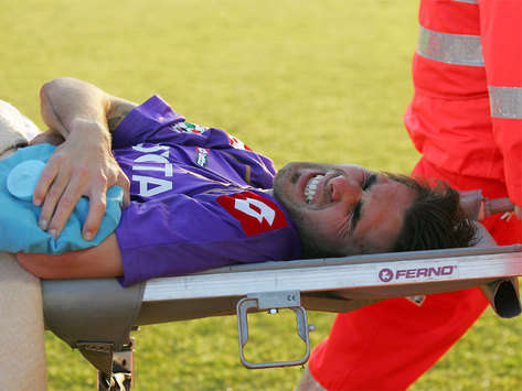 La smorfia di dolore di Adrian Mutu - Fiorentina-Lecce  - Serie A (Grazia Neri)
