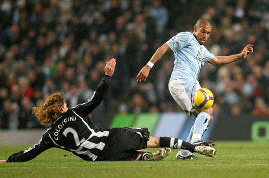 Premier League: Manchester City - Newcastle United, Nigel de Jong, Coloccini (PA)