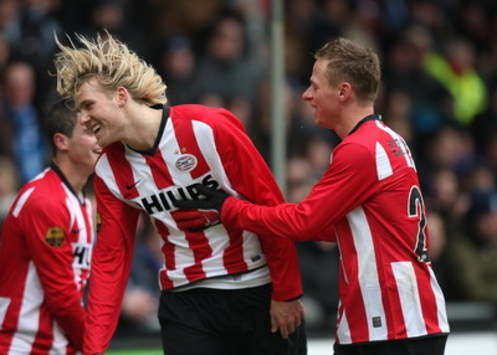Ola Toivonen en Balazs Dzsudzsak, De Graafschap - PSV (foto ANP)