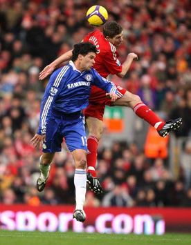 EPL: Steven Gerrard - Michael Ballack, Liverpool - Chelsea (PA)