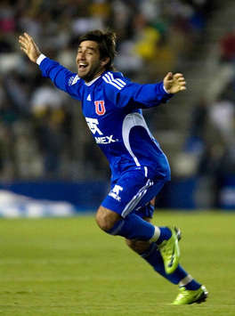 Copa Libertadores: Marco Estrada de Universidad de Chile, festeja un gol ante Pachuca. La "U" avanzó a la fase de grupos. (Mexsport)