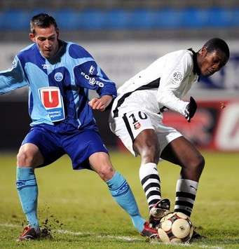 Ligue 1 : Asamoah Gyan (Rennes) vs Peter Franquart (Le Havre)