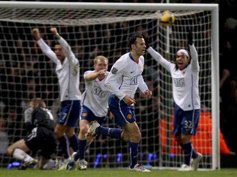 EPL: Ryan Giggs, West Ham United v Manchester United (PA)