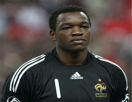 Steve Mandanda (France)