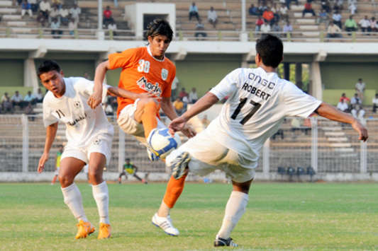 Steven Fernandes & Robert, Sporting Clube de Goa vs Churchill Brothers (Mango Peel)