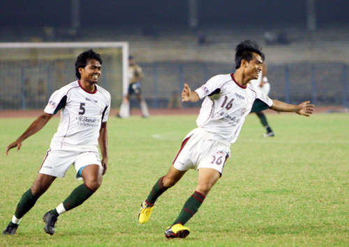 James Singh & Habibur Rehman Mondal of Mohun Bagan (Mango Peel)