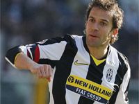 Alessandro Del Piero tries to find an extra gear to help Juventus continue their title charge but they could only draw 1-1 against Sampdoria (Grazia Neri)