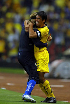 Pavel Pardo y Armando Navarrete- America (Mexsport)