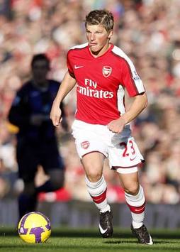 EPL: Andrey Arshavin, Arsenal v Sunderland (PA)