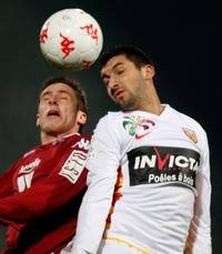 Ligue 2 : Adil Hermach (Lens) vs Nicolas  Farina (Metz)