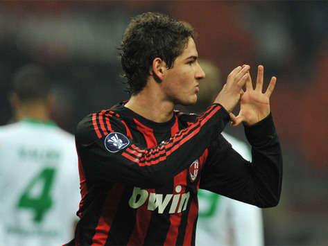 Milan Striker Alexandre Pato Has Tied The Knot With Actress Sthefany Brito