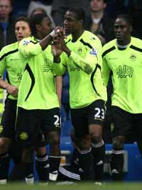 EPL: Olivier Kapo, Chelsea - Wigan Athletic (PA)