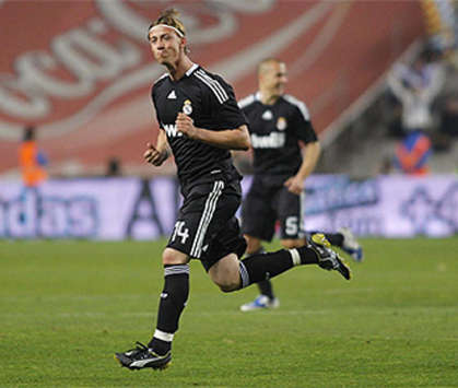 Guti, Espanyol-Real Madrid (MARCA)