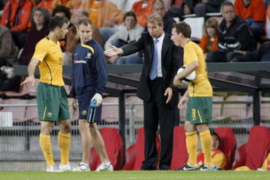 Pim Verbeek and his players, Netherlands - Australia friendly, may 2008 (foto PRO SHOTS)