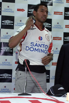 Nolberto Solano - Universitario