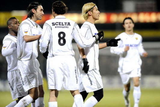 BV Veendam - VVV-Venlo, Keisuke Honda (foto PRO SHOTS)