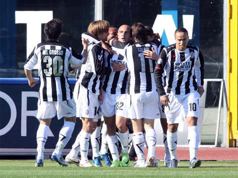 Siena celebrates - Catania-Siena - Serie A (Grazia Neri)