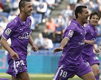 Jonathan Sesma celebra su gol en el Recreativo-Valladolid (MARCA)