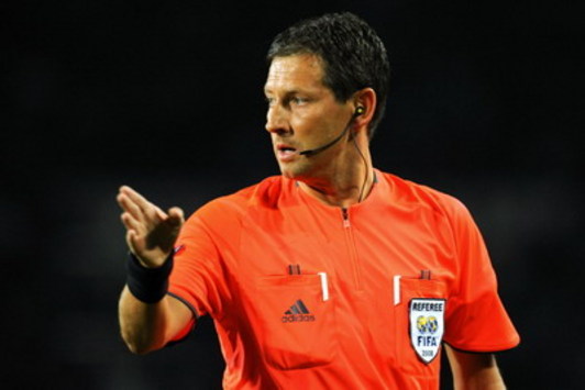 Belgian FIFA-referee Frank de Bleeckere (foto PRO SHOTS)