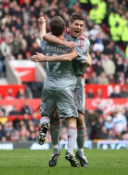 EPL: Fabio Aurelio &Steve Gerrard, Manchester United - Liverpool (PA)